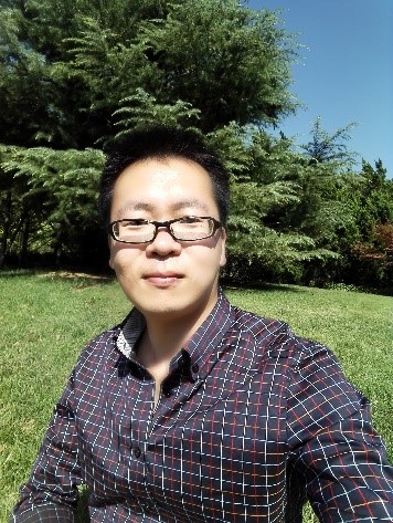 Dr. Ming Dong (董明)